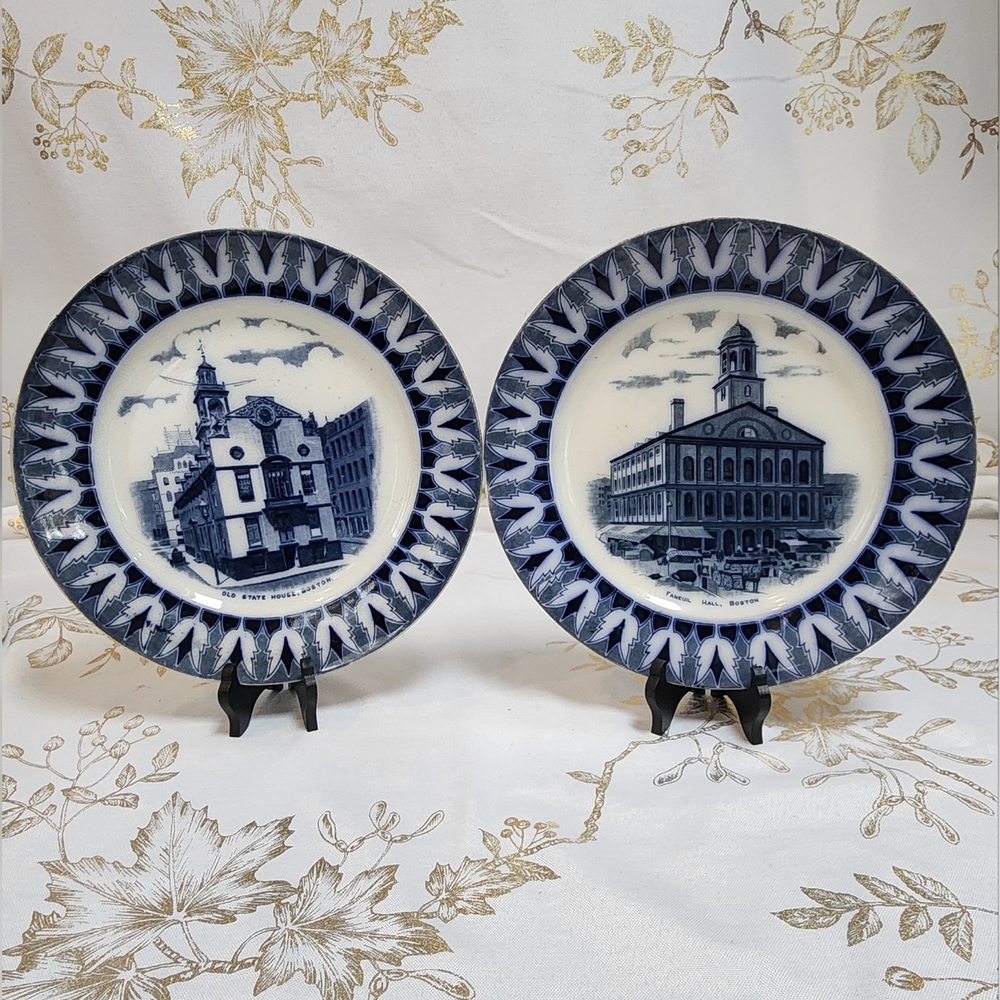 Antique Fenton Flow Blue Souvenir Plates Old State House/Faneuil Hall - Boston